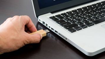 Faut-il vraiment éjecter un appareil USB avant de le débrancher ?